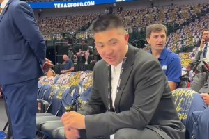 天价的NBA球票！ 你猜猜要多少钱？