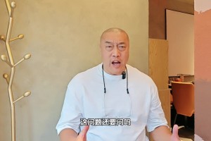 邓肯和奥尼尔选谁做建队基石？马健：这还用问？第一大前锋怎么跟奥尼尔比，肯定奥尼尔啊